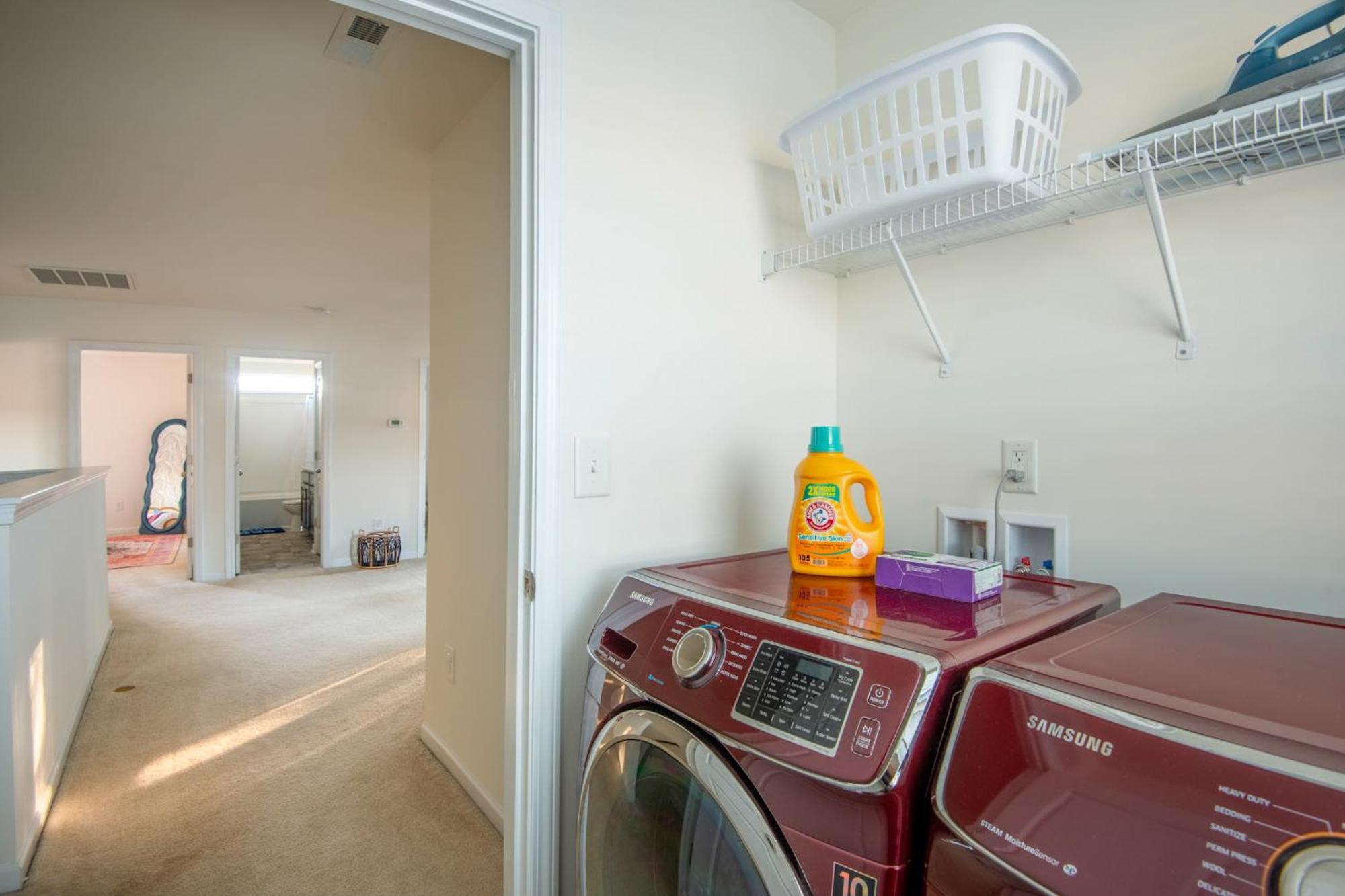 夏洛特Near Clt Airport - 4Bd - Backyard - Balcony别墅 外观 照片