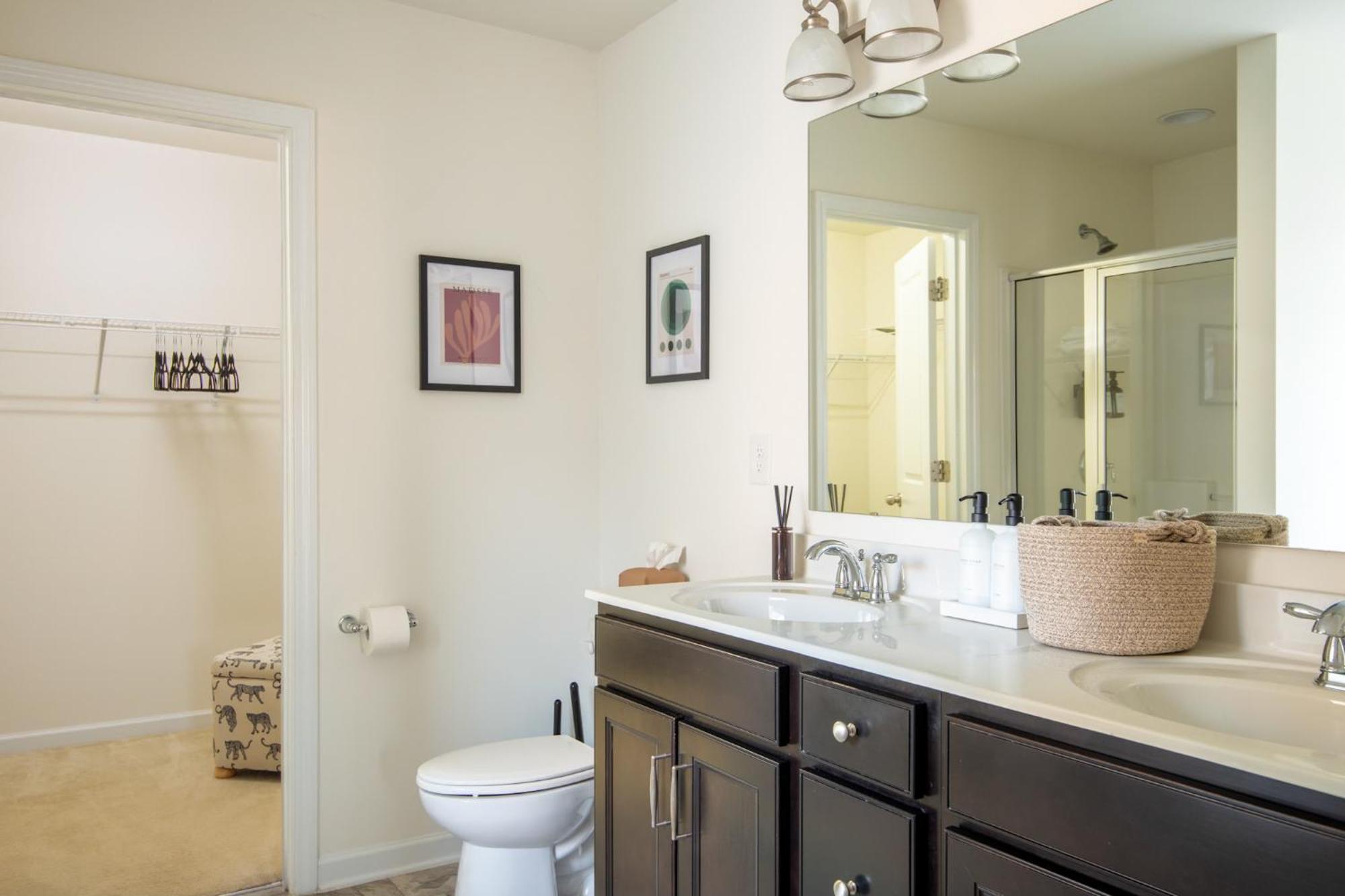 夏洛特Near Clt Airport - 4Bd - Backyard - Balcony别墅 外观 照片